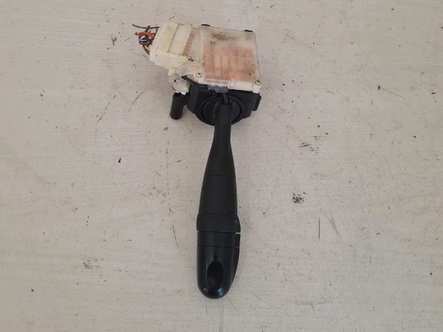 bontott SUZUKI SWIFT III Bal Kormánykapcsoló Irányjelző