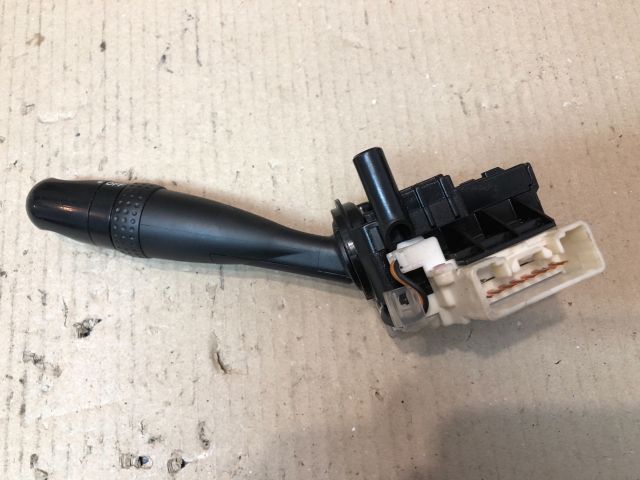 bontott SUZUKI SWIFT III Bal Kormánykapcsoló Irányjelző