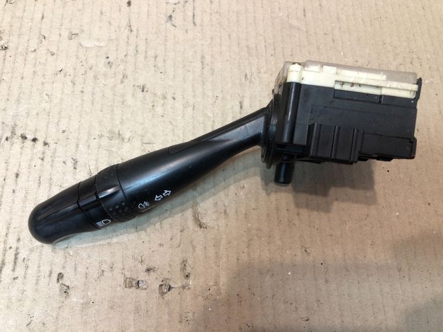 bontott SUZUKI SWIFT III Bal Kormánykapcsoló Irányjelző