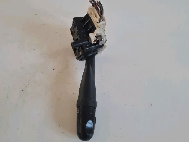 bontott SUZUKI SWIFT III Bal Kormánykapcsoló Irányjelző