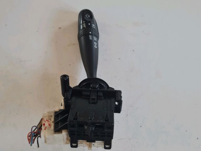 bontott SUZUKI SWIFT III Bal Kormánykapcsoló Irányjelző