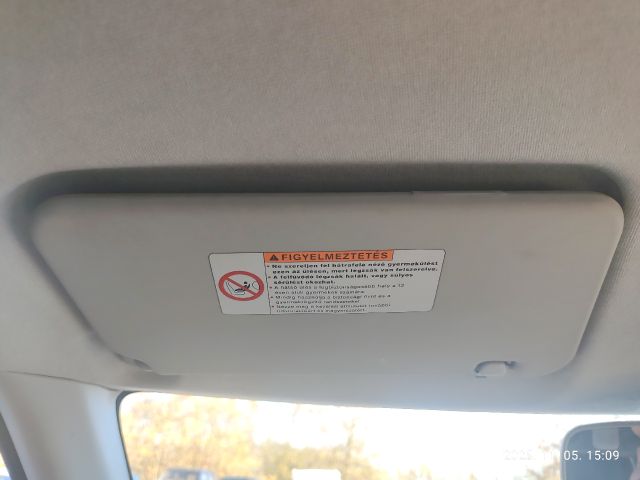 bontott SUZUKI SWIFT III Bal Napellenző