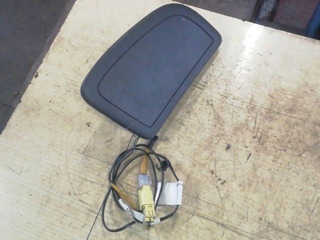 bontott SUZUKI SWIFT III Bal Oldallégzsák