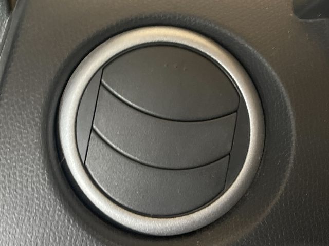 bontott SUZUKI SWIFT III Bal Szellőző