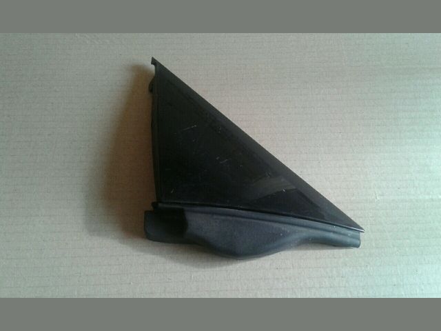 bontott SUZUKI SWIFT III Bal Visszapillantó Tükör Előtti Burkolat