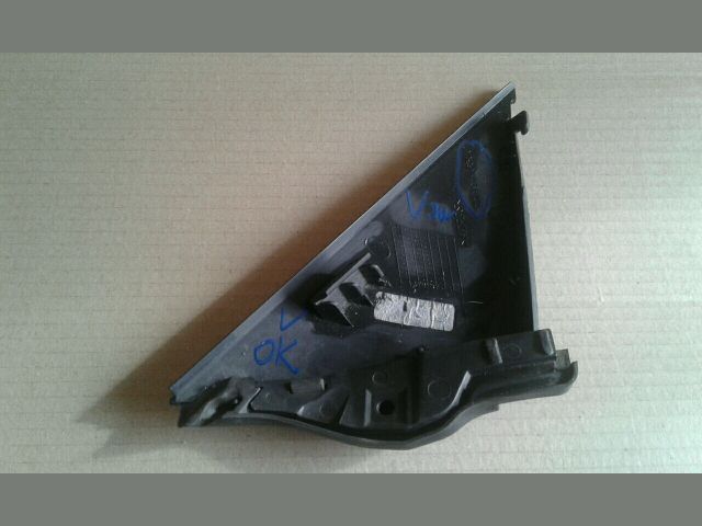 bontott SUZUKI SWIFT III Bal Visszapillantó Tükör Előtti Burkolat