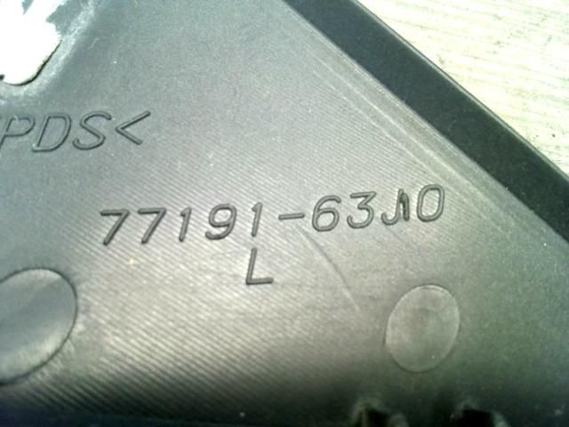 bontott SUZUKI SWIFT III Bal Visszapillantó Tükör Talp Burkolat