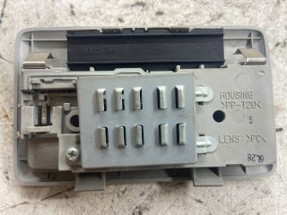 bontott SUZUKI SWIFT III Beltér Világítás Első