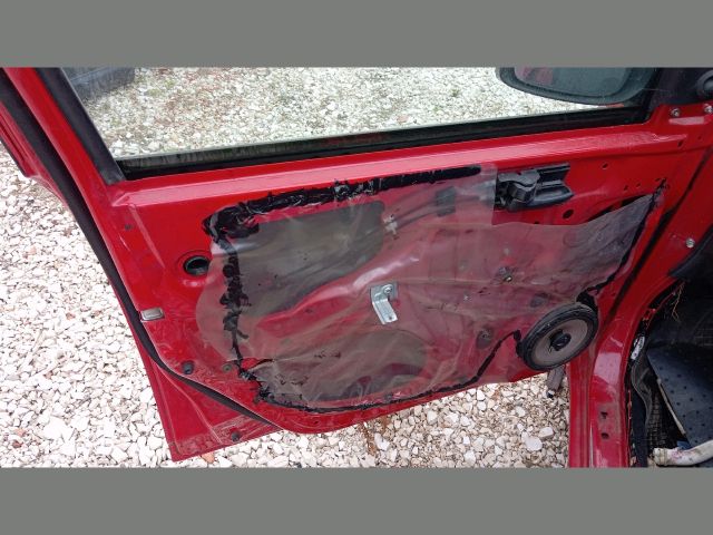 bontott SUZUKI SWIFT III Beltér Világítás Első