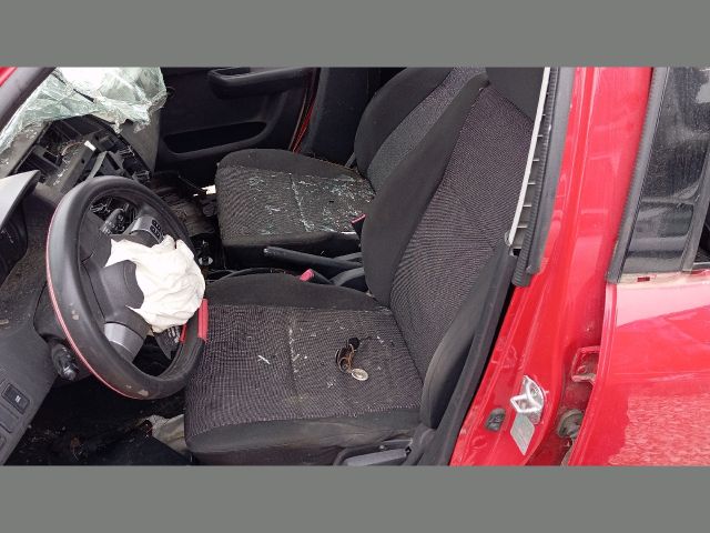 bontott SUZUKI SWIFT III Beltér Világítás Első