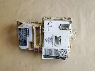 bontott SUZUKI SWIFT III Biztosítéktábla Csomagtér