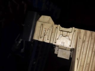 bontott SUZUKI SWIFT III Biztosítéktábla Motortér