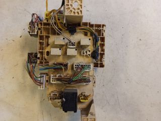 bontott SUZUKI SWIFT III Biztosítéktábla Utastér