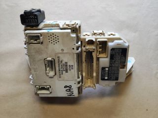 bontott SUZUKI SWIFT III Biztosítéktábla Utastér