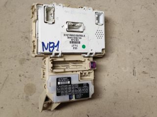 bontott SUZUKI SWIFT III Biztosítéktábla Utastér