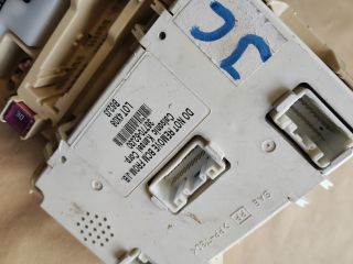 bontott SUZUKI SWIFT III Biztosítéktábla Utastér