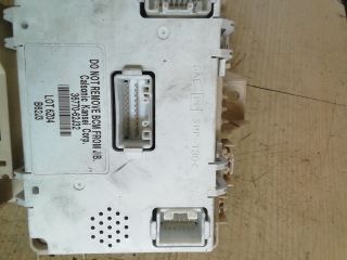 bontott SUZUKI SWIFT III Biztosítéktábla Utastér