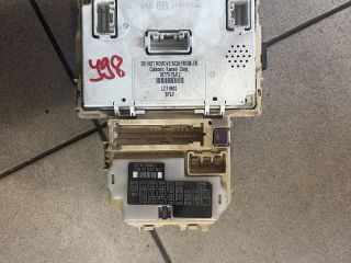 bontott SUZUKI SWIFT III Biztosítéktábla Utastér