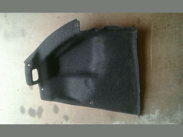 bontott SUZUKI SWIFT III Csomagtér Kárpit