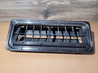 bontott SUZUKI SWIFT III Csomagtér Szellőző Hátsó