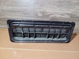 bontott SUZUKI SWIFT III Csomagtér Szellőző Hátsó