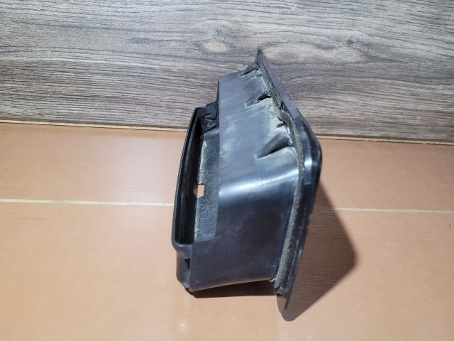 bontott SUZUKI SWIFT III Csomagtér Szellőző Hátsó