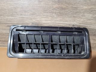 bontott SUZUKI SWIFT III Csomagtér Szellőző Hátsó