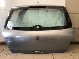 bontott SUZUKI SWIFT III Csomagtérajtó (Részeivel)