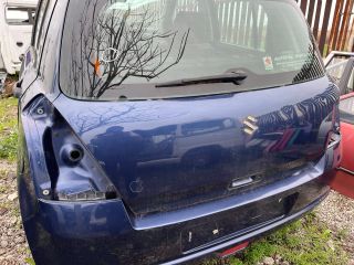 bontott SUZUKI SWIFT III Csomagtérajtó (Üres lemez)