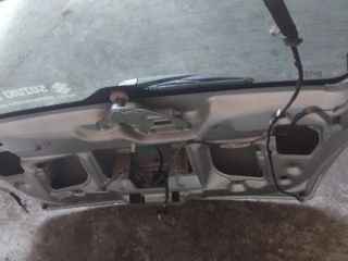 bontott SUZUKI SWIFT III Csomagtérajtó (Üres lemez)