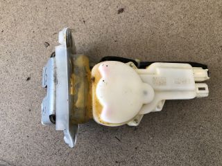 bontott SUZUKI SWIFT III Csomagtérajtó Zárszerkezet