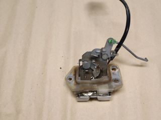 bontott SUZUKI SWIFT III Csomagtérajtó Zárszerkezet