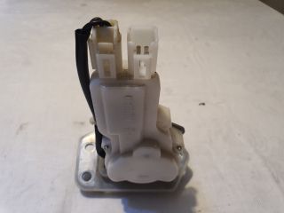 bontott SUZUKI SWIFT III Csomagtérajtó Zárszerkezet