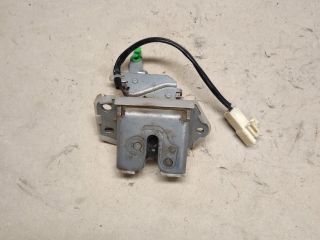 bontott SUZUKI SWIFT III Csomagtérajtó Zárszerkezet