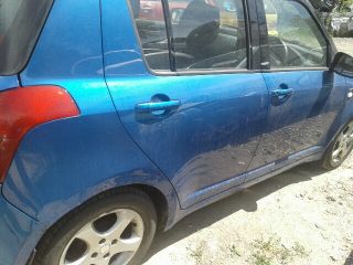 bontott SUZUKI SWIFT III Csomagtérajtó Zárszerkezet