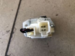 bontott SUZUKI SWIFT III Csomagtérajtó Zárszerkezet