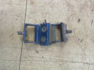 bontott SUZUKI SWIFT III Csomagtérajtó Zsanér