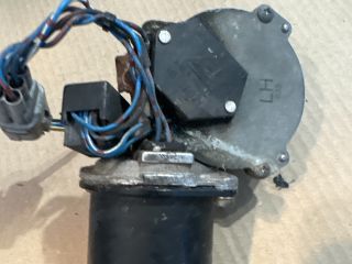 bontott SUZUKI SWIFT III Első Ablaktörlő Motor