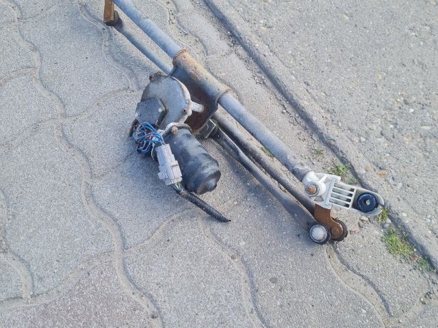 bontott SUZUKI SWIFT III Első Ablaktörlő Szerkezet Motorral