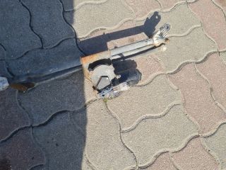 bontott SUZUKI SWIFT III Első Ablaktörlő Szerkezet Motorral