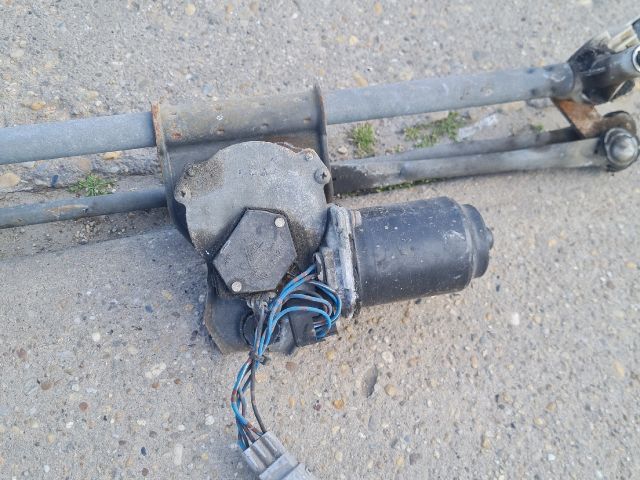 bontott SUZUKI SWIFT III Első Ablaktörlő Szerkezet Motorral