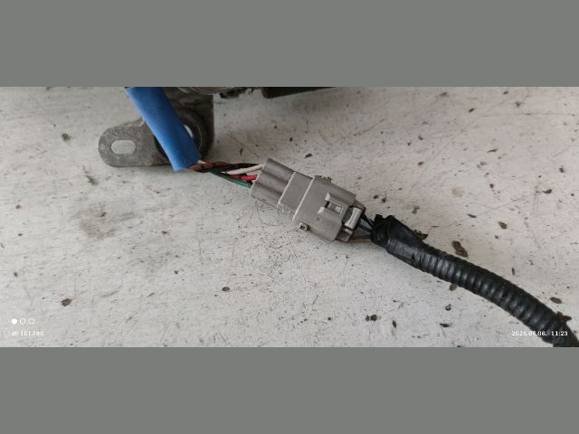 bontott SUZUKI SWIFT III Első Ablaktörlő Szerkezet Motorral