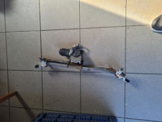 bontott SUZUKI SWIFT III Első Ablaktörlő Szerkezet Motorral