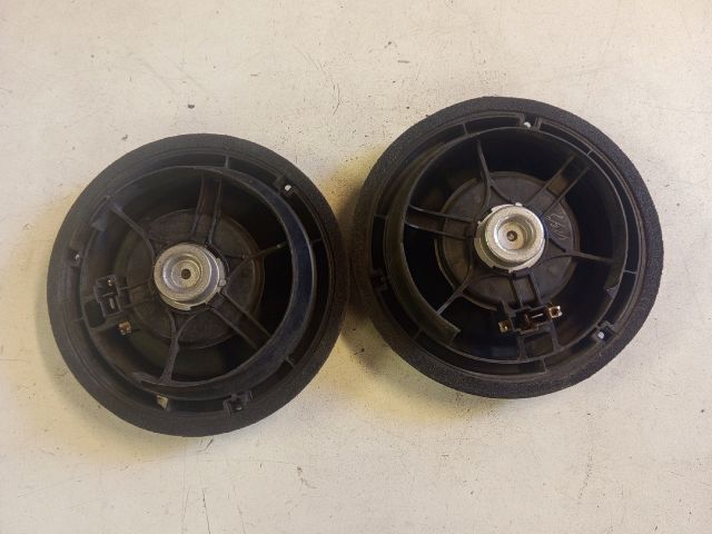 bontott SUZUKI SWIFT III Első Hangszóró Pár