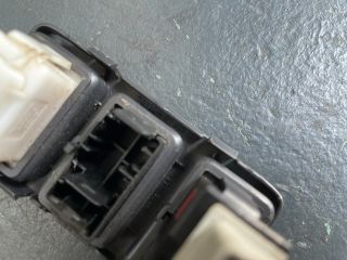 bontott SUZUKI SWIFT III Első Ködfényszóró Kapcsoló