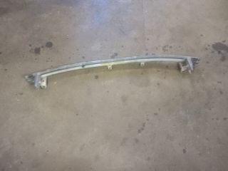 bontott SUZUKI SWIFT III Első Lökhárító Merevítő (Fém)