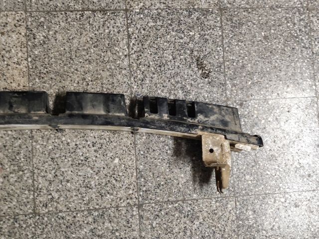 bontott SUZUKI SWIFT III Első Lökhárító Merevítő (Fém)