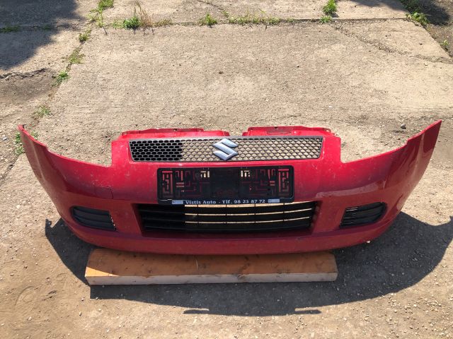 bontott SUZUKI SWIFT III Első Lökhárító (Részeivel)