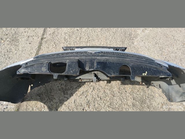 bontott SUZUKI SWIFT III Első Lökhárító (Részeivel)