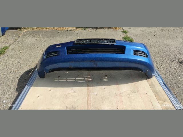 bontott SUZUKI SWIFT III Első Lökhárító (Részeivel)